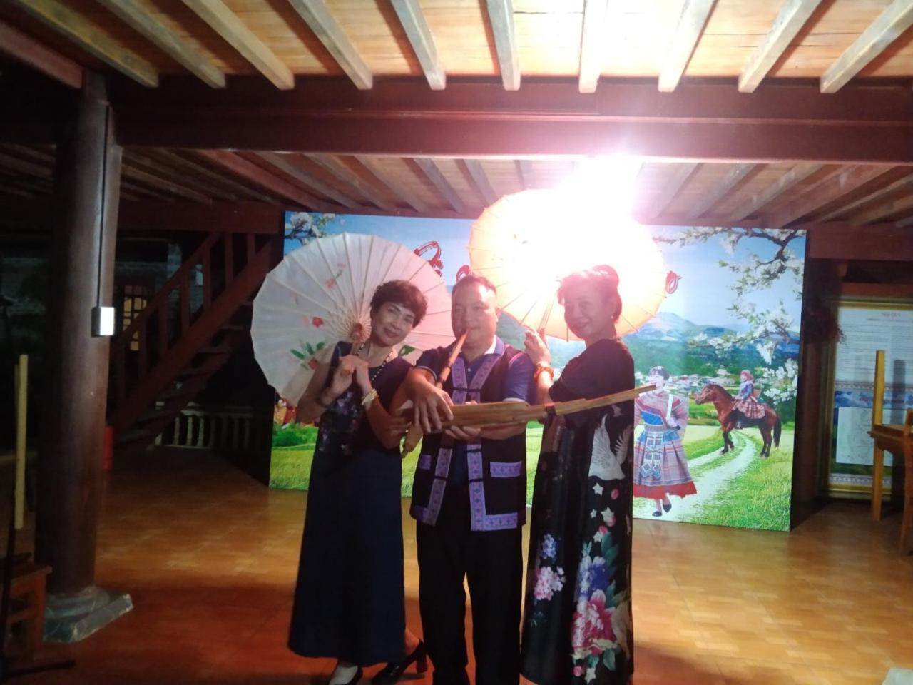 A Lin Homestay Bac Ha Exteriér fotografie