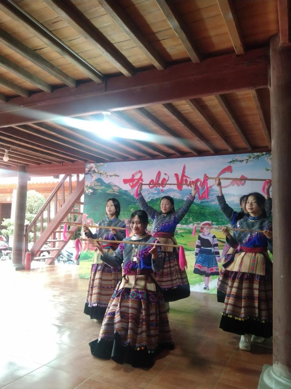 A Lin Homestay Bac Ha Exteriér fotografie